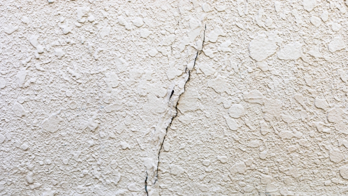 外壁のひび割れ